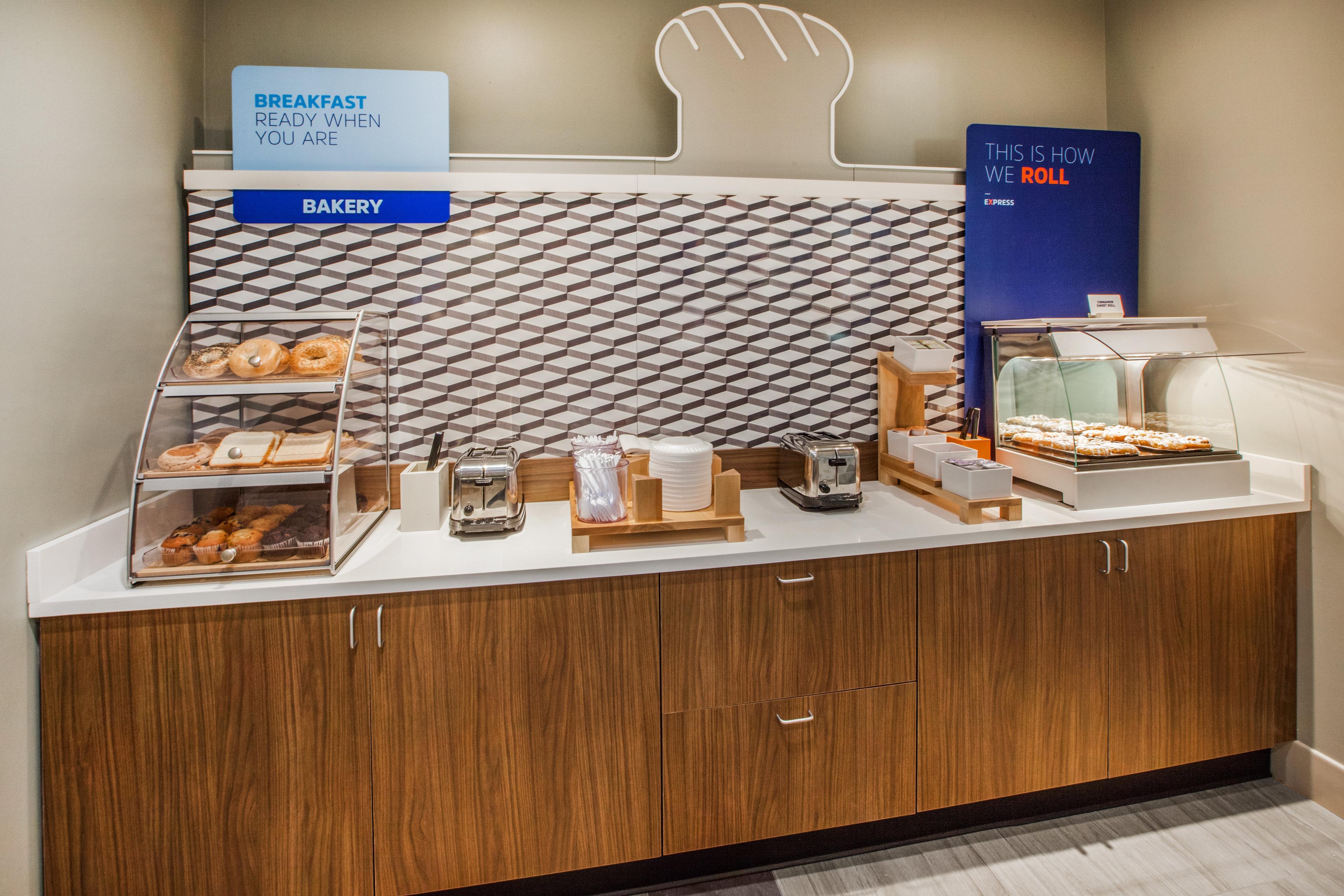 Holiday Inn Express Lewisburg - New Columbia By Ihg Bagian luar foto