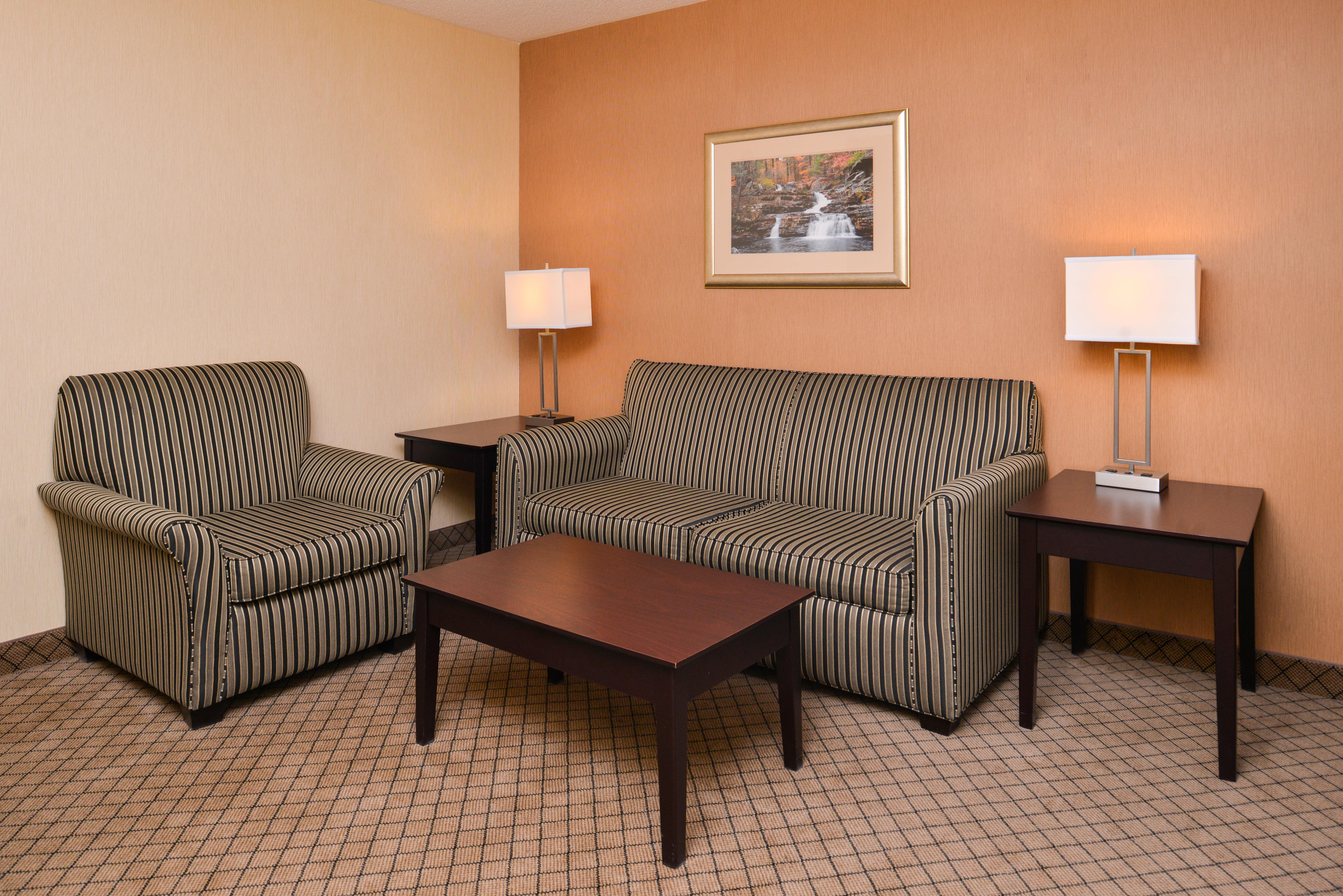 Holiday Inn Express Lewisburg - New Columbia By Ihg Bagian luar foto