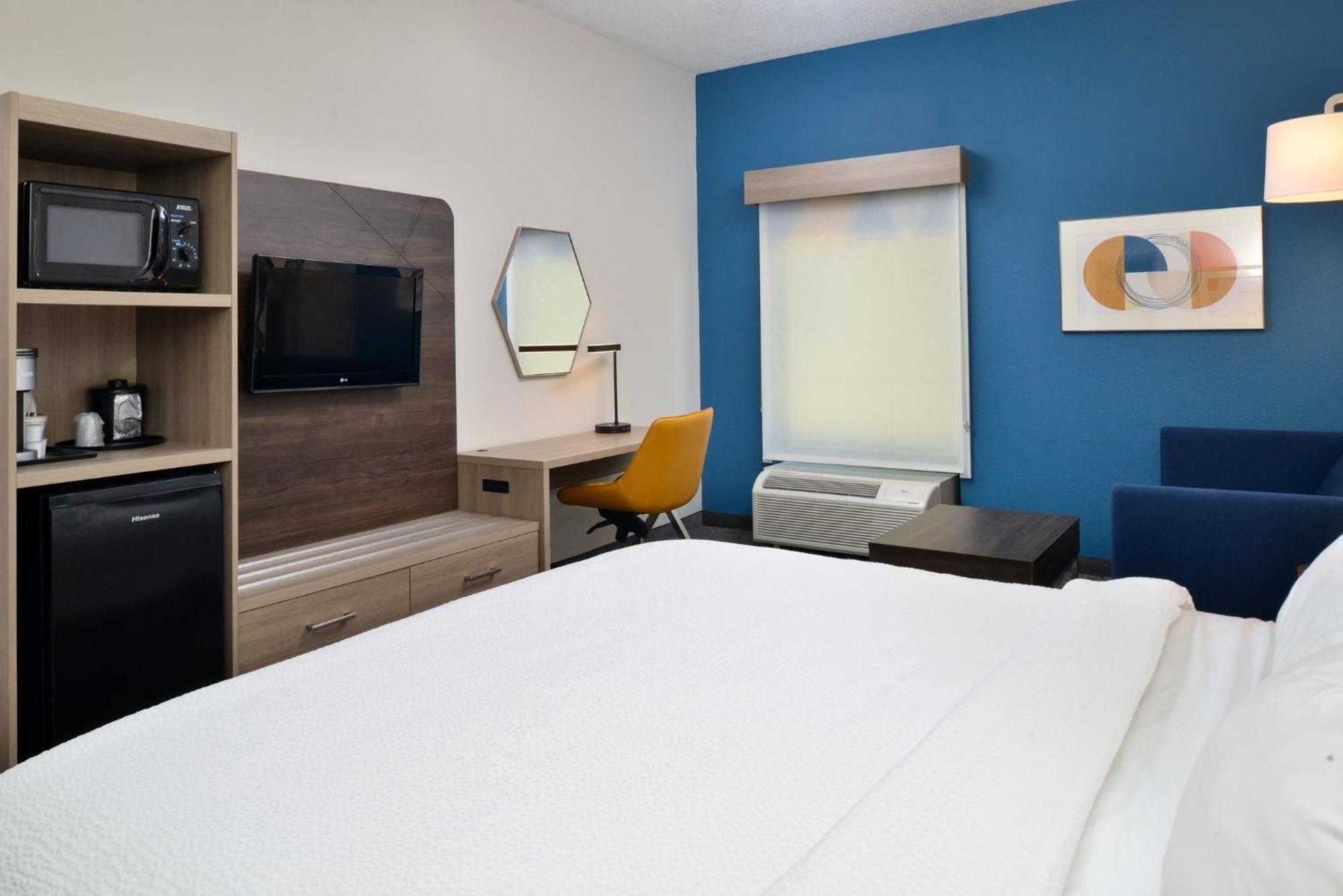Holiday Inn Express Lewisburg - New Columbia By Ihg Bagian luar foto