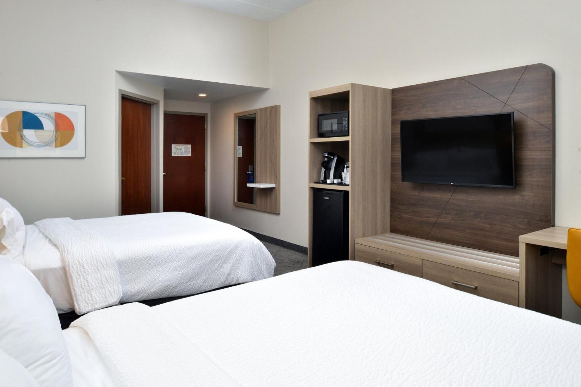 Holiday Inn Express Lewisburg - New Columbia By Ihg Bagian luar foto