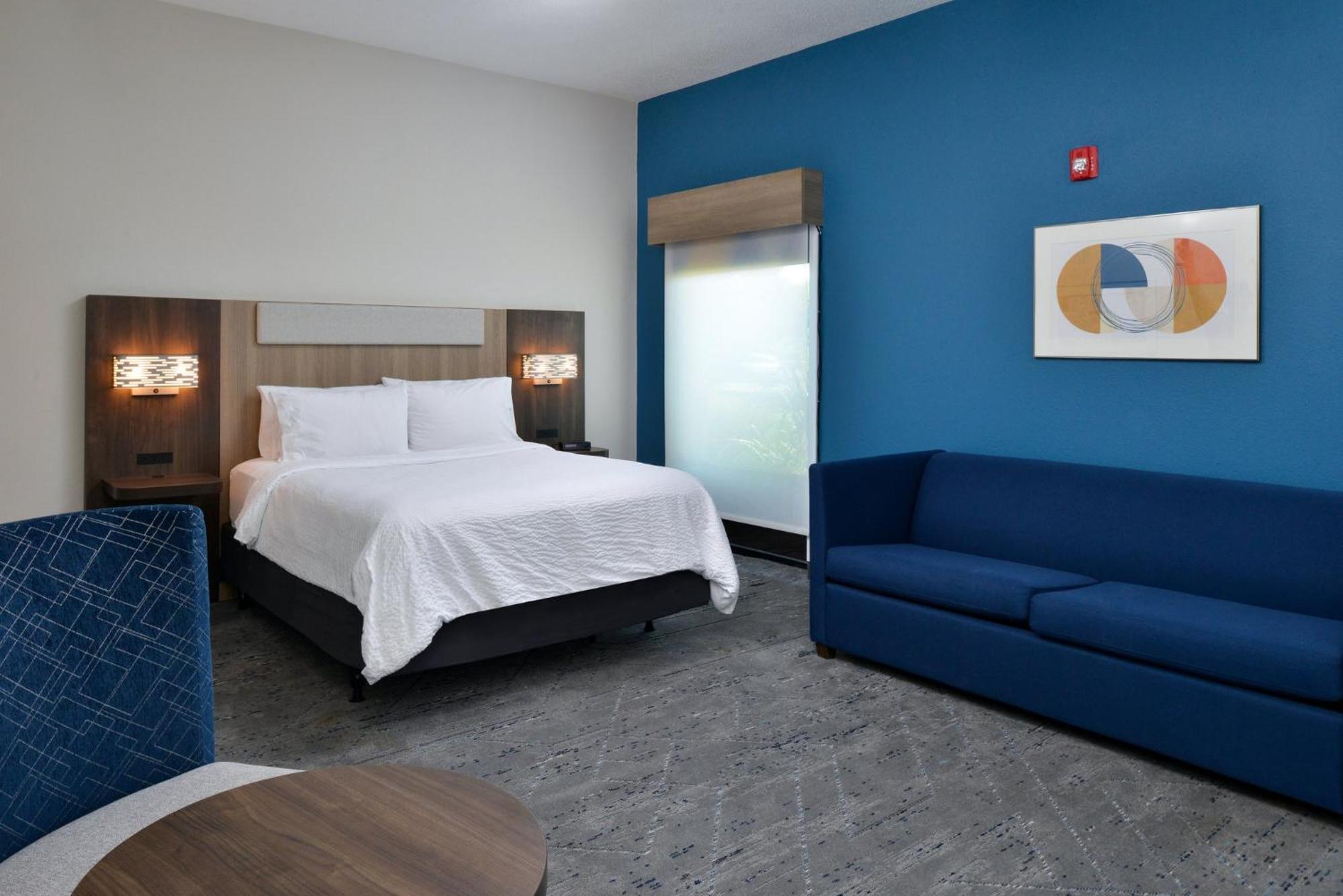Holiday Inn Express Lewisburg - New Columbia By Ihg Bagian luar foto